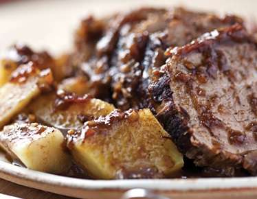 Foto de carne de panela com batata doce